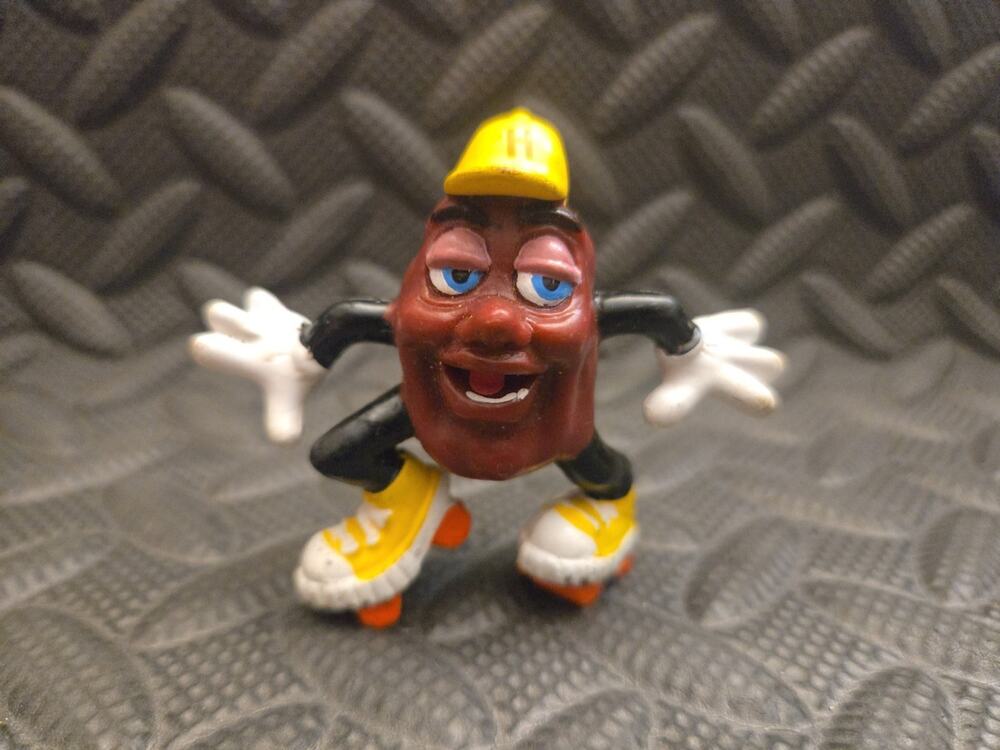 Vintage California Raisins Roller Skating PVC Figure Yellow Helmet Applause 1987